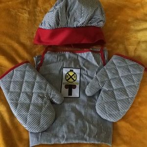 Little Chef Costume Age 4-6 Never Worn